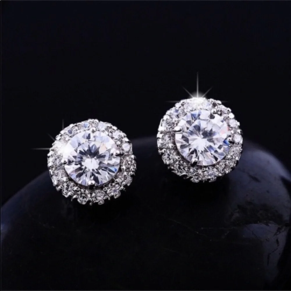 18k White Gold Diamond Earrings - Picture 4 of 9